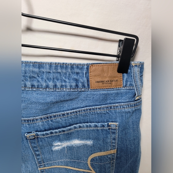 American Eagle Outfitters size 8 disused jean shorts in great shape. - Picture 2 of 7